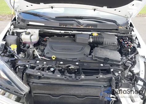 2024 Chrysler Voyager Lx из США, поврежденный, VIN 2C4RC1CG6RR150890